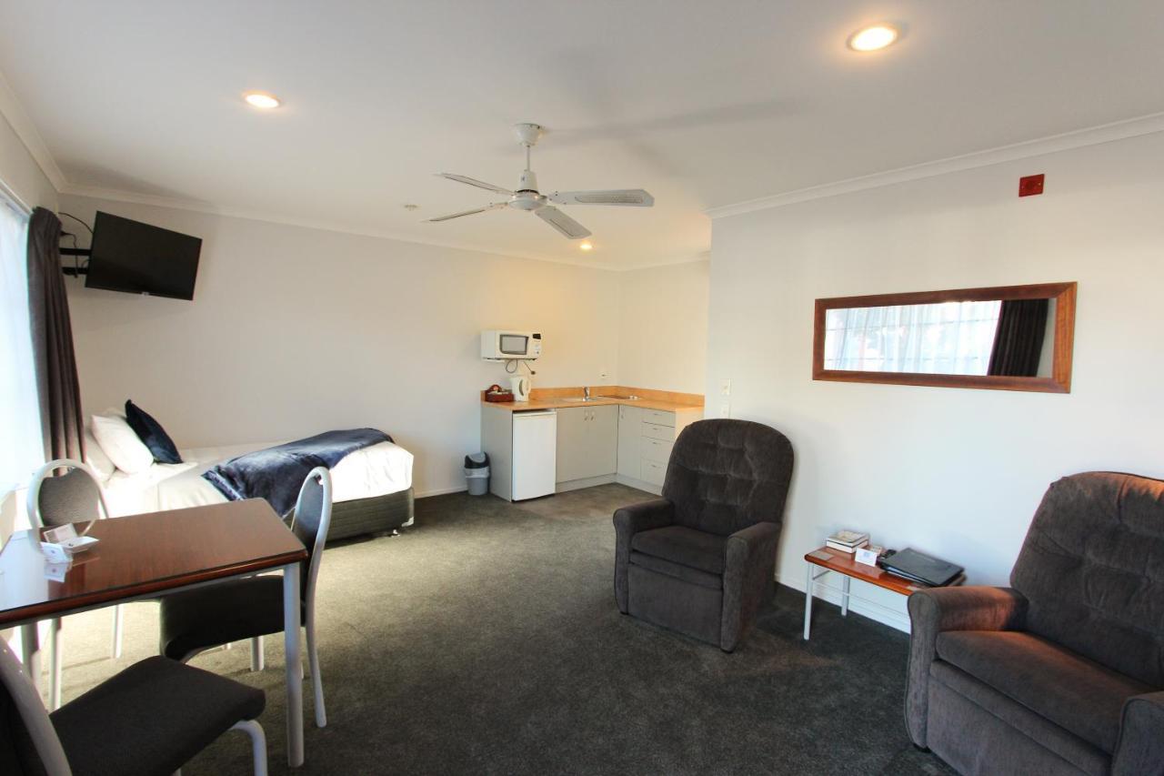Bk'S Magnolia Motor Lodge Whanganui Exterior foto