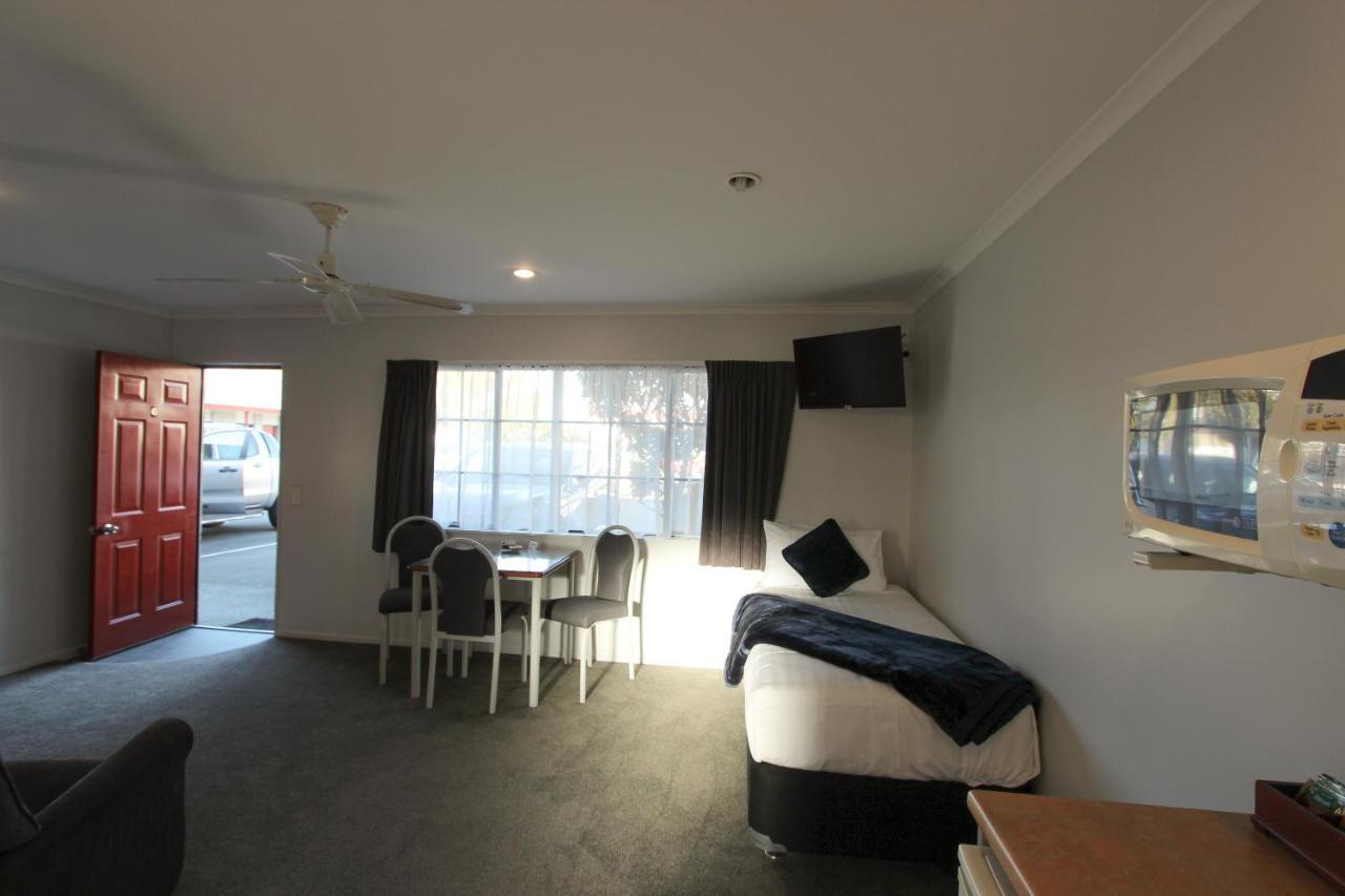 Bk'S Magnolia Motor Lodge Whanganui Exterior foto