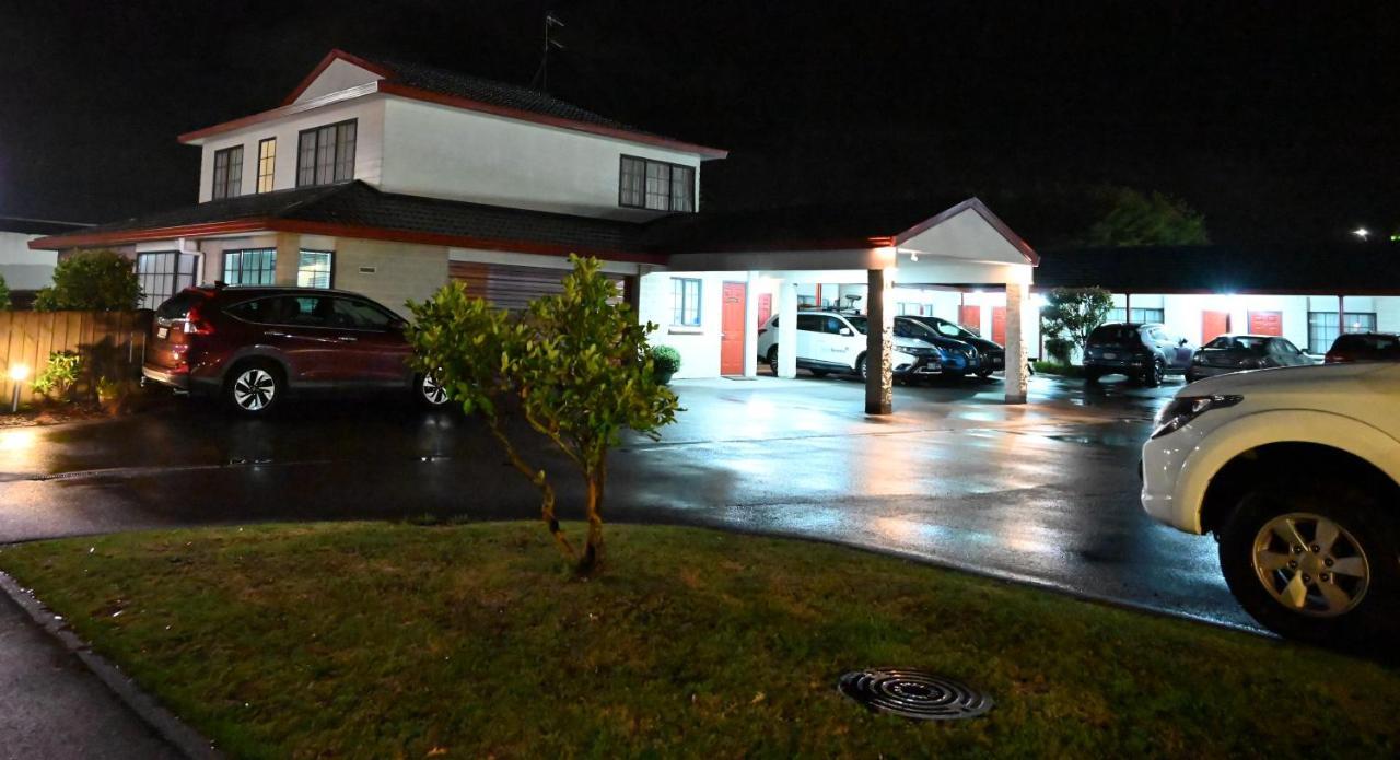 Bk'S Magnolia Motor Lodge Whanganui Exterior foto