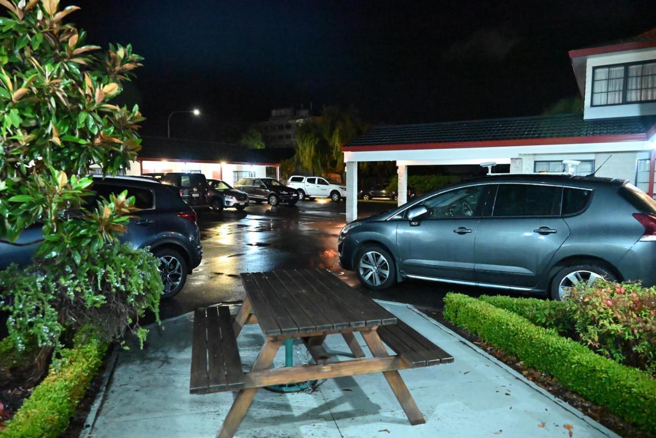 Bk'S Magnolia Motor Lodge Whanganui Exterior foto