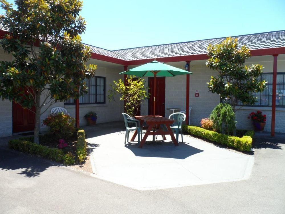 Bk'S Magnolia Motor Lodge Whanganui Exterior foto